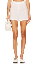 JADE SWIM Mika Short in White - JADE SWIM Short Mika en Blanc - JADE SWIM Mika 白色短裤 - JADE SWIM Mika Short in Weiß - JADE SWIM Mika 쇼츠 화이트 색상 - Pantaloncini Mika JADE SWIM in bianco