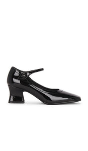 Jeffrey Campbell Pettigrew Pump in Black | Black Black Flats for Women