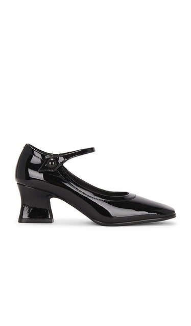 Jeffrey Campbell Pettigrew Pump in Black | Black Black Flats for Women
