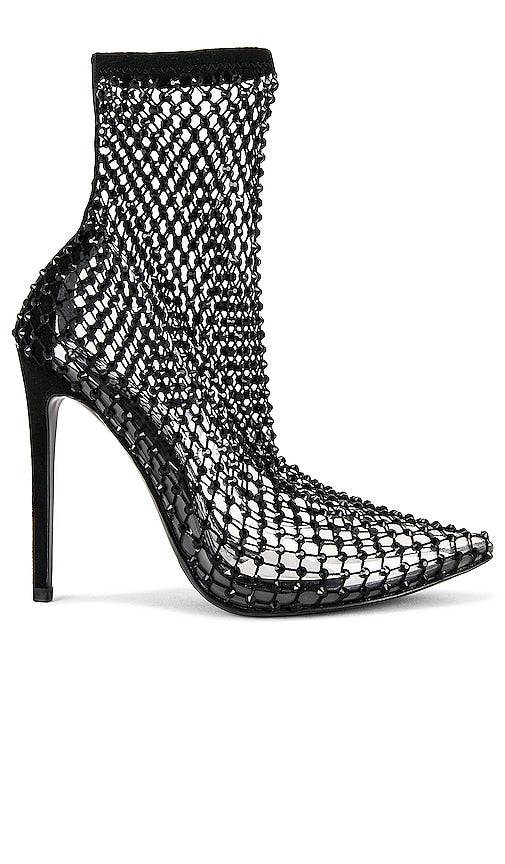 JLO Jennifer Lopez x REVOLVE Bronx Bootie in Black - Bottines JLO Jennifer Lopez x REVOLVE Bronx en noir - JLO Jennifer Lopez x REVOLVE Bronx 黑色短靴 - JLO Jennifer Lopez x REVOLVE Bronx Bootie in Schwarz - JLO Jennifer Lopez x REVOLVE Bronx 부츠 블랙 색상 - Stivaletto JLO Jennifer Lopez x REVOLVE Bronx in nero
