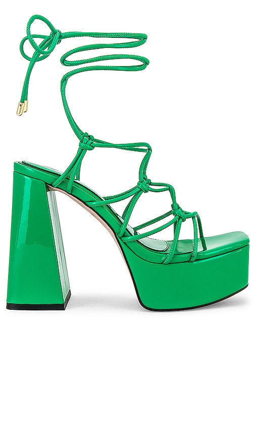 JLO Jennifer Lopez x REVOLVE Hendrix Sandal in Green - Sandale JLO Jennifer Lopez x REVOLVE Hendrix en vert - JLO Jennifer Lopez x REVOLVE Hendrix 绿色凉鞋 - JLO Jennifer Lopez x REVOLVE Hendrix Sandale in Grün - JLO Jennifer Lopez x REVOLVE Hendrix 샌들 그린 색상 - Sandalo JLO Jennifer Lopez x REVOLVE Hendrix in verde