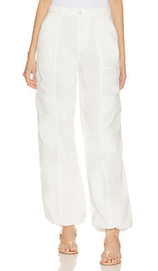 JONATHAN SIMKHAI STANDARD Calista Utility Pant in White - JONATHAN SIMKHAI STANDARD Pantalon utilitaire Calista en blanc - JONATHAN SIMKHAI STANDARD Calista 白色工装裤 - JONATHAN SIMKHAI STANDARD Calista Utility-Hose in Weiß - JONATHAN SIMKHAI STANDARD Calista 유틸리티 팬츠 화이트 색상 - Pantaloni pratici Calista JONATHAN SIMKHAI STANDARD in bianco