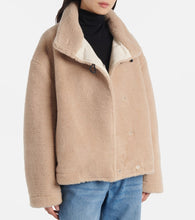 Jacquemus Fernando teddy jacket