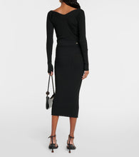 Jacquemus La Jupe Pralu ribbed-knit midi skirt