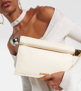 Jacquemus La Pochette Rond Carr√É¬© leather clutch