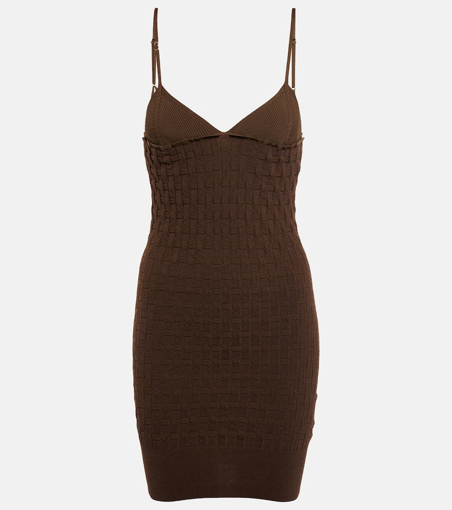 Jacquemus La Robe Maille Tacido minidress. Jacquemus La Robe Maille Tacido 迷你连衣裙