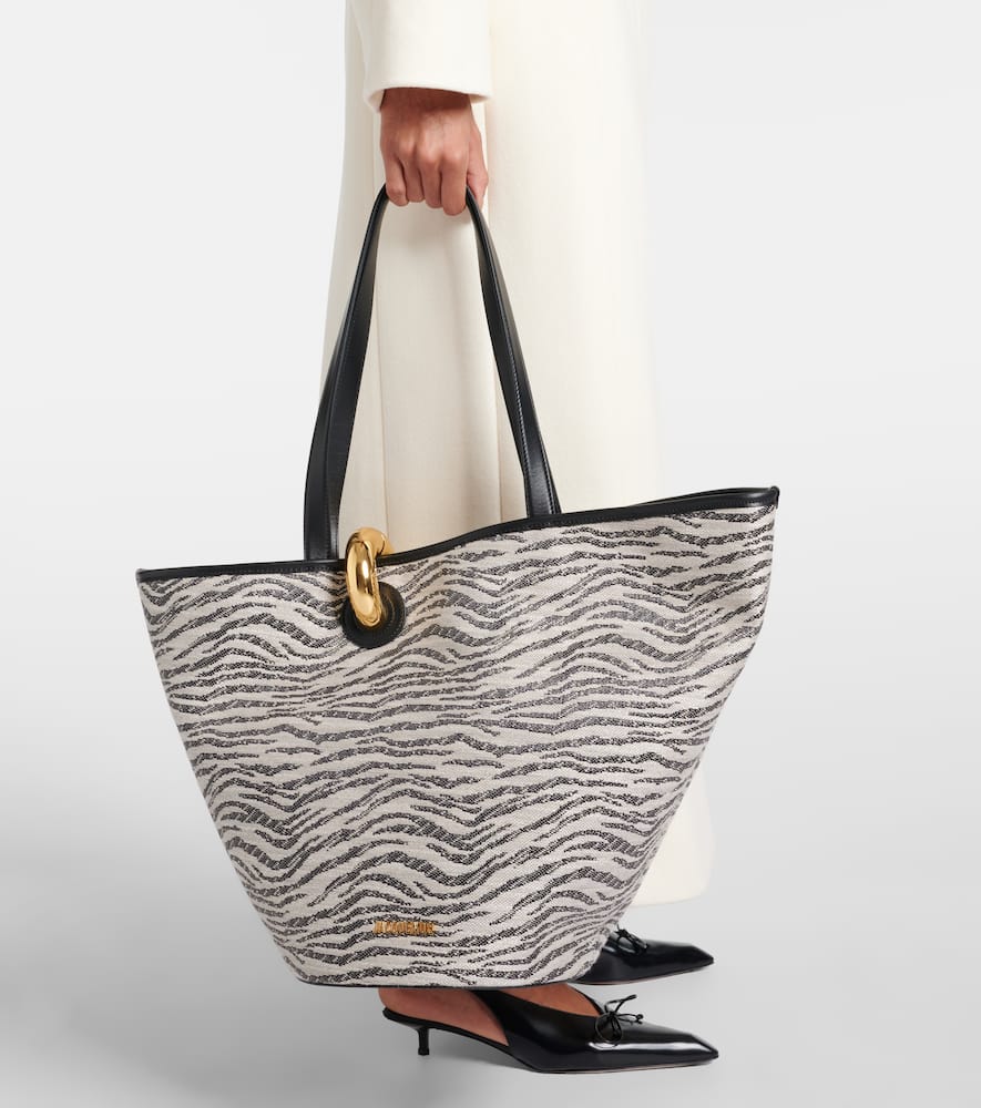 Jacquemus Le Bambola leather-trimmed tote bag