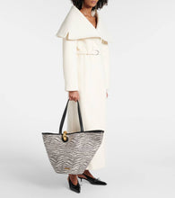 Jacquemus Le Bambola leather-trimmed tote bag