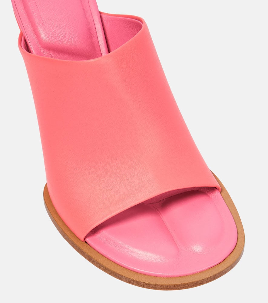 Jacquemus Les Mules Rond Carr√É¬© leather pumps