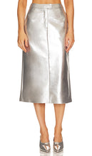 Jakke Oakland Midi Skirt in Metallic Silver - Jakke Oakland Jupe mi-longue en argent métallisé - Jakke Oakland 金属银色中长半身裙 - Jakke Oakland Midirock in Metallic-Silber - Jakke Oakland 미디 스커트 - Gonna longuette Jakke Oakland in argento metallizzato