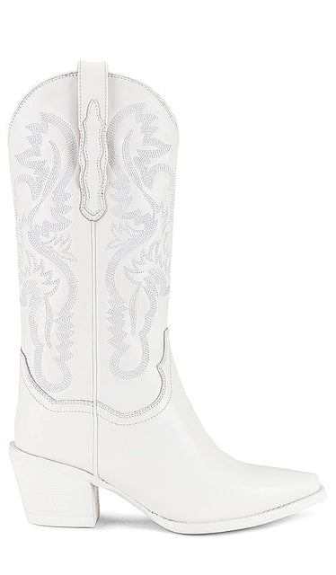 Jeffrey Campbell Dagget Boot in White - Jeffrey Campbell - Botte Dagget en blanc - 杰弗里·坎贝尔 (Jeffrey Campbell) 白色 Dagget 靴子 - Jeffrey Campbell Dagget Stiefel in Weiß - Jeffrey Campbell Dagget 부츠 화이트 색상 - Stivale Dagget Jeffrey Campbell in bianco