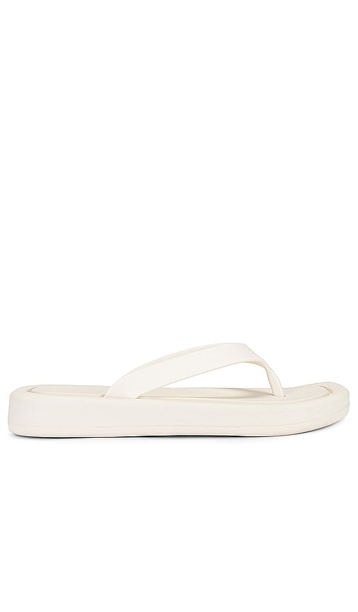 Jeffrey Campbell Elemental Sandal in Cream - Jeffrey Campbell Elemental Sandale en crème - Jeffrey Campbell Elemental 奶油色凉鞋 - Jeffrey Campbell Elemental Sandale in Creme - Jeffrey Campbell Elemental 샌들크림 색상 - Sandalo Elementale Jeffrey Campbell color crema
