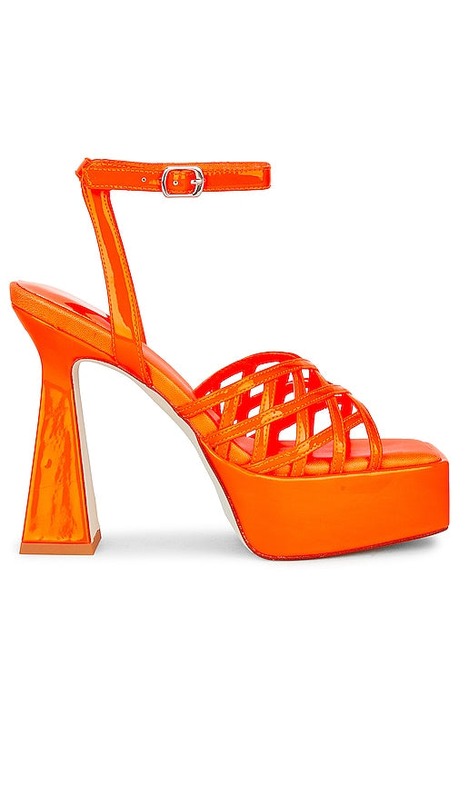 Jeffrey Campbell Modest Sandal in Orange - Sandale modeste Jeffrey Campbell en orange - Jeffrey Campbell 橙色朴素凉鞋 - Bescheidene Sandale von Jeffrey Campbell in Orange - Jeffrey Campbell 모디스트 샌들 오렌지 색상 - Sandalo modesto Jeffrey Campbell in arancione