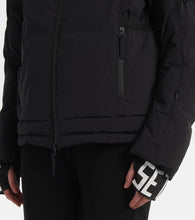 Jet Set Joanna ski jacket