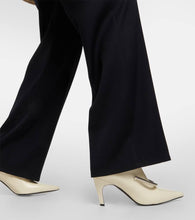 Jil Sander Embellished leather pumps