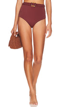 Johanna Ortiz African Nomad High Waist Bikini Bottom in Brown - Johanna Ortiz Bas de bikini taille haute African Nomad en marron - Johanna Ortiz 非洲游牧民族高腰棕色比基尼泳裤 - Johanna Ortiz African Nomad Bikinihose mit hoher Taille in Braun - Johanna Ortiz African Nomad 하이웨이스트 비키니 하의 브라운 색상 - Slip bikini a vita alta nomade africano Johanna Ortiz in marrone