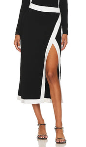 JoosTricot Midi Skirt in Black - JoosJupe mi-longue en tricot noir - JoosTricot 黑色中长半身裙 - JoosTricot Midirock in Schwarz - JoosTricot 미디 스커트블랙 색상 - Gonna longuette JoosTricot in nero
