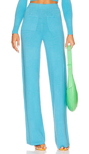 JoosTricot Peachskin Fancy Pants in Blue - JoosTricot Pantalon fantaisie en peau de pêche en bleu - JoosTricot 蓝色桃皮花式长裤 - JoosTricot Peachskin Fancy Hose in Blau - JoosTricot 피치스킨 팬시 팬츠블루 색상 - JoosTricot Pantaloni fantasia in pelle di pesca in blu