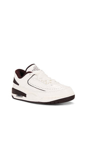 Jordan 2/3 Sneaker in White