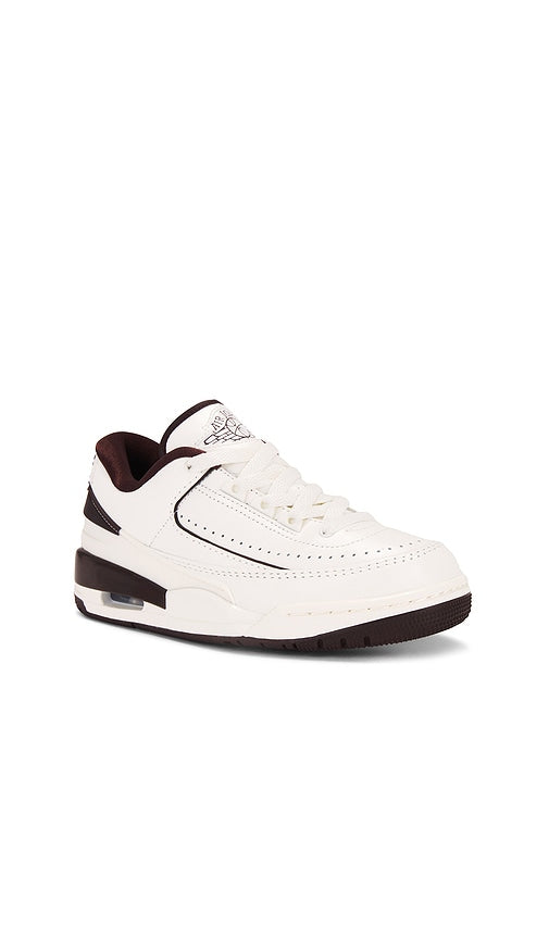 Jordan 2/3 Sneaker in White