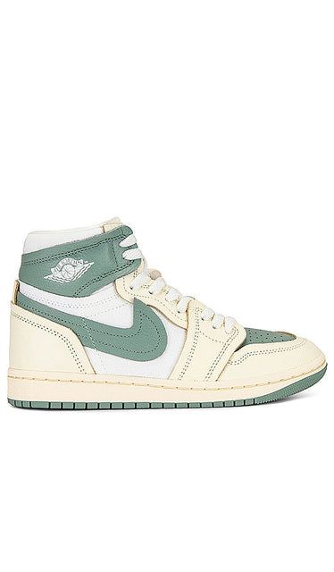 Jordan Air Jordan 1 High MM Sneaker in Ivory - Jordan - Air Jordan 1 High MM - Baskets en ivoire - Jordan Air Jordan 1 High MM 运动鞋 象牙色 - Jordan Air Jordan 1 High MM Sneaker in Elfenbein - Jordan Air Jordan 1 하이 MM 스니커즈 색상은 아이보리 색상입니다. - Sneaker Jordan Air Jordan 1 High MM in avorio