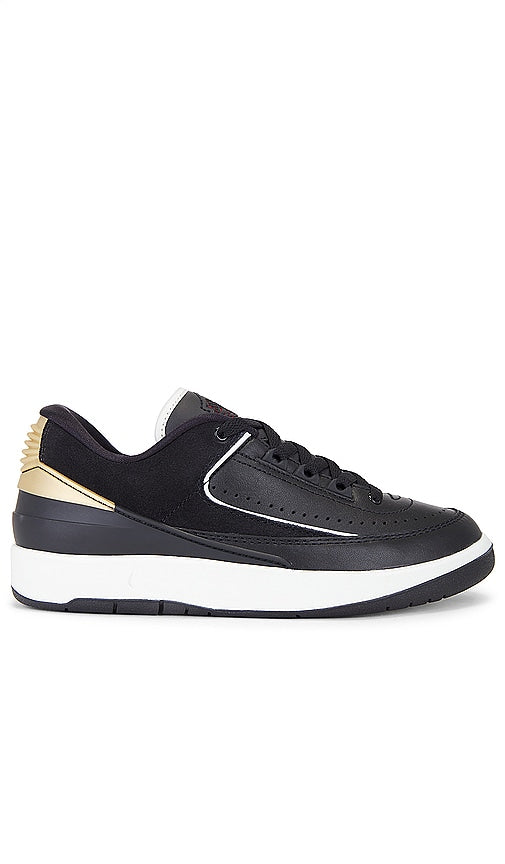 Jordan Air Jordan 2 Retro Low Sneaker in Black - Jordan - Air Jordan 2 - Baskets basses rétro - Noir - Jordan Air Jordan 2 复古低帮运动鞋黑色 - Jordan Air Jordan 2 Retro Low Sneaker in Schwarz - Jordan Air Jordan 2 Retro 로우 스니커즈블랙 색상 - Sneaker bassa Jordan Air Jordan 2 Retro in nero