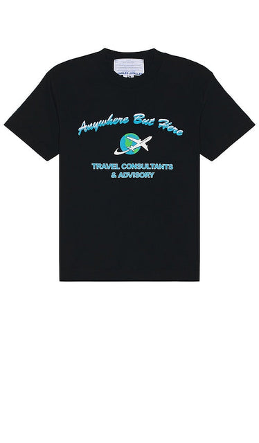 Jungles Anywhere But Here Tee in Black - T-shirt Jungles Anywhere But Here en noir - Jungles Anywhere But Here 黑色 T 恤 - Jungles Anywhere But Here T-Shirt in Schwarz - Jungles Anywhere But Here 티셔츠 - Maglietta Giungle ovunque tranne che qui in nero