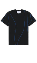 Jungles Overlock Stitch Tee in Black - T-shirt à point overlock Jungles en noir - 黑色丛林包缝 T 恤 - Jungles Overlock Stitch T-Shirt in Schwarz - Jungles 오버록 스티치 티셔츠 색상 - Maglietta con punto overlock Jungles in nero