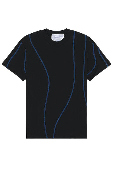 Jungles Overlock Stitch Tee in Black - T-shirt à point overlock Jungles en noir - 黑色丛林包缝 T 恤 - Jungles Overlock Stitch T-Shirt in Schwarz - Jungles 오버록 스티치 티셔츠 색상 - Maglietta con punto overlock Jungles in nero