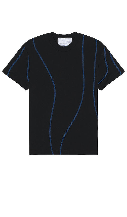 Jungles Overlock Stitch Tee in Black - T-shirt à point overlock Jungles en noir - 黑色丛林包缝 T 恤 - Jungles Overlock Stitch T-Shirt in Schwarz - Jungles 오버록 스티치 티셔츠 색상 - Maglietta con punto overlock Jungles in nero