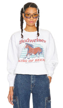 Junk Food Budweiser Clydesdale Sweater in White - Junk Food Budweiser Clydesdale Pull en blanc - 垃圾食品百威克莱兹代尔白色毛衣 - Junk Food Budweiser Clydesdale Pullover in Weiß - Junk Food Budweiser Clydesdale 스웨터화이트 색상 - Maglione Budweiser Clydesdale Junk Food in bianco