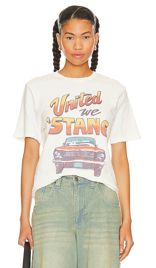 Junk Food United We Stang Tee in White - Junk Food United - T-shirt We Stang en blanc - Junk Food United We Stang 白色 T 恤 - Junk Food United We Stang T-Shirt in Weiß - Junk Food United We Stang 티셔츠 - Maglietta Junk Food United We Stang in bianco