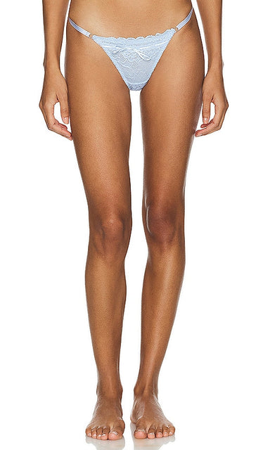 KAT THE LABEL Heather Thong in Baby Blue - KAT THE LABEL String chiné en bleu bébé - KAT THE LABEL Heather 淡蓝色丁字裤 - KAT THE LABEL Heather Tanga in Babyblau - KAT THE LABEL 헤더 끈팬티 - KAT THE LABEL Perizoma in erica in celeste