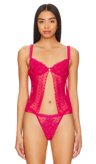 KAT THE LABEL Romeo Camisole Bra in Pink - KAT THE LABEL Soutien-gorge camisole Romeo en rose - KAT THE LABEL Romeo 粉色吊带背心文胸 - KAT THE LABEL Romeo Camisole-BH in Rosa - KAT THE LABEL 로미오 캐미솔 브라 핑크 색상 - KAT THE LABEL Reggiseno a canotta Romeo in rosa