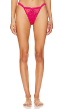 KAT THE LABEL Romeo Thong in Pink - KAT THE LABEL String Roméo en Rose - KAT THE LABEL Romeo 粉色丁字裤 - KAT THE LABEL Romeo Tanga in Rosa - KAT THE LABEL 로미오 끈팬티 핑크 - KAT THE LABEL Romeo Perizoma in rosa