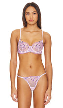 KAT THE LABEL Sofia Bra in Lavender - KAT THE LABEL Soutien-gorge Sofia en Lavande - KAT THE LABEL 薰衣草色 Sofia 文胸 - KAT THE LABEL Sofia BH in Lavendel - KAT THE LABEL 소피아 브라, 라벤더 색상 - KAT THE LABEL Reggiseno Sofia in lavanda