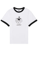 KROST Community Well-being Short Sleeve Tee in White - T-shirt à manches courtes KROST Community Well-being en blanc - KROST Community Wellbeing 白色短袖 T 恤 - KROST Community Wellbeing Kurzarm-T-Shirt in Weiß - KROST 커뮤니티 웰빙 반팔 티셔츠 (화이트) - T-shirt a maniche corte KROST Community Wellbeing in bianco