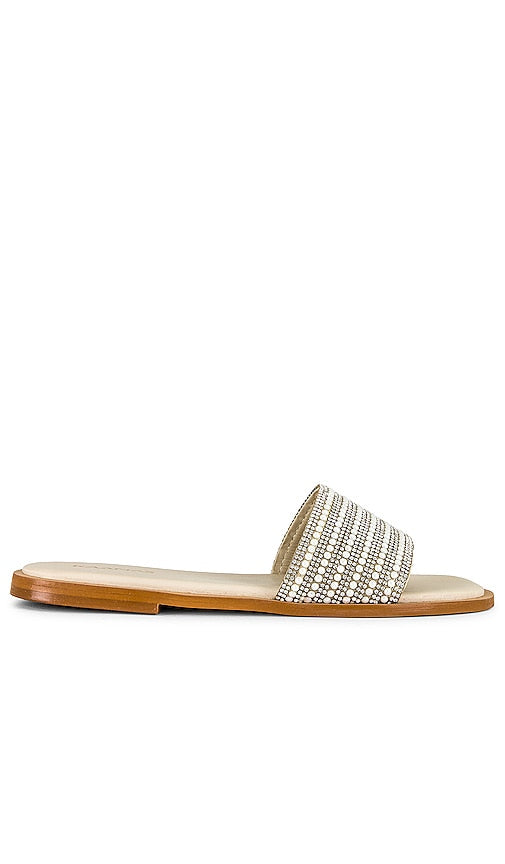Kaanas Celia Slide in Nude - Kaanas Celia Slide en nu - 卡纳斯·西莉亚 (Celia) 裸体滑梯 - Kaanas Celia Slide in Nackt - Kaanas Celia 슬라이드 누드 - Scivola Kaanas Celia nuda