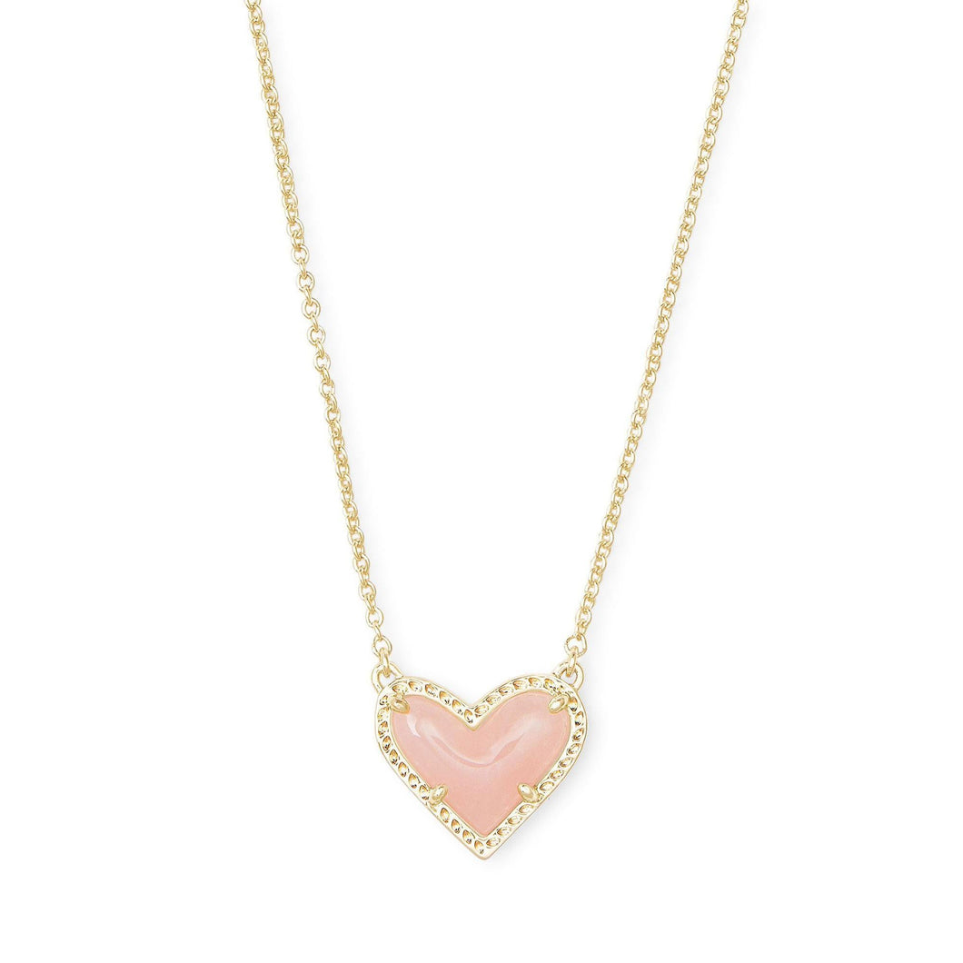 Kendra Scott Ari Heart Pendant Necklace in Rose Quartz