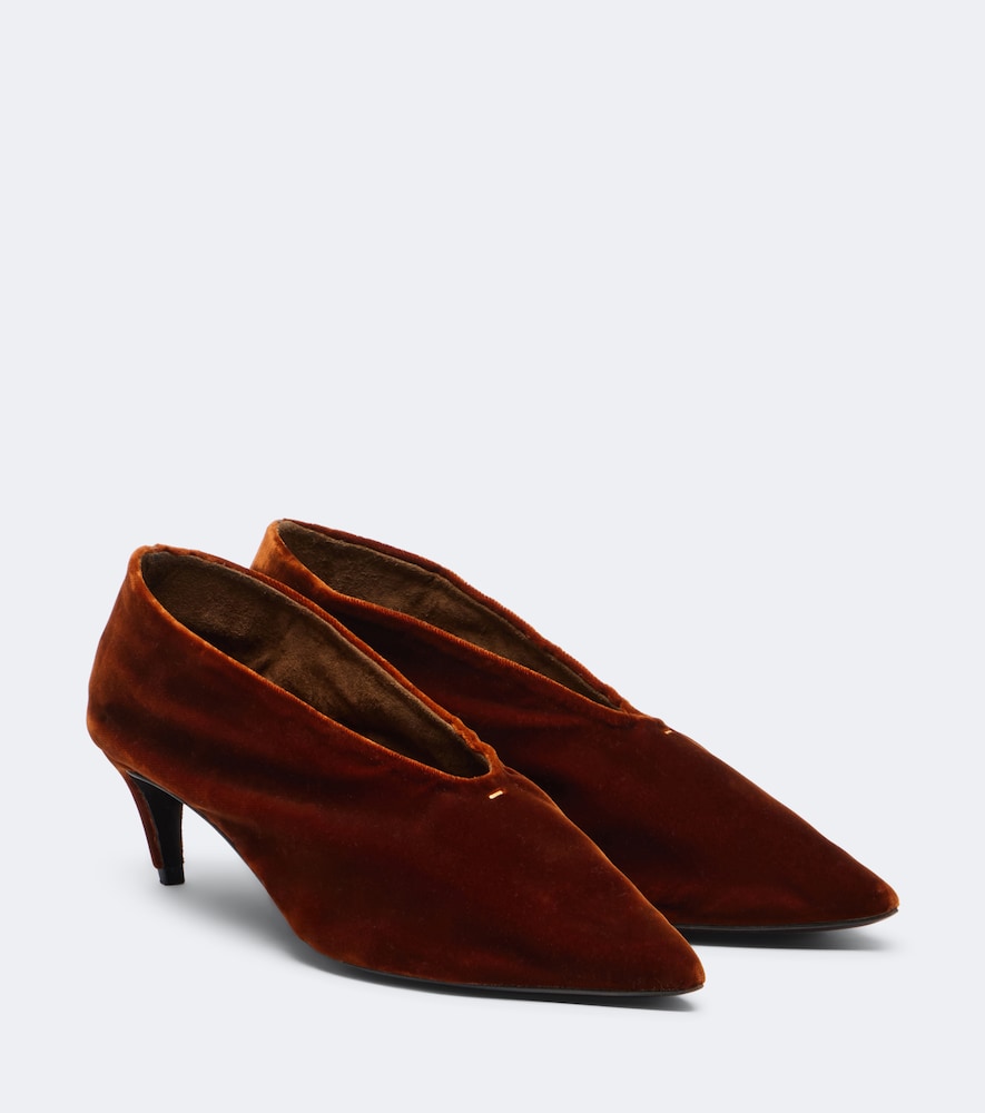 Khaite Miriam velvet pumps - Burgundy Mid Heel Pumps