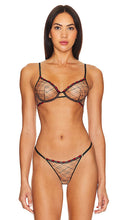 Kiki de Montparnasse La Bise Demi Bra in Black - Kiki de Montparnasse La Bise Demi Soutien-Gorge en Noir - Kiki de Montparnasse La Bise 黑色半罩杯文胸 - Kiki de Montparnasse La Bise Demi-BH in Schwarz - Kiki de Montparnasse 라 비즈 데미 브라블랙 색상 - Reggiseno Kiki de Montparnasse La Bise Demi in nero