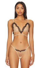 Kiki de Montparnasse Regarde Moi Longline Bra in Nude - Kiki de Montparnasse Regarde Moi Longline Bra in Nude - Kiki de Montparnasse Regarde Moi 裸色长款文胸 - Kiki de Montparnasse Regarde Moi Longline-BH in Nude - Kiki de Montparnasse Regarde Moi 롱라인 브라 누드 컬러 - Reggiseno lungo Kiki de Montparnasse Regarde Moi color nudo
