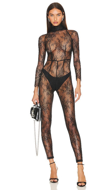 Kim Shui Lace Jumpsuit in Black - Combinaison en dentelle Kim Shui en noir - Kim Shui 黑色蕾丝连身裤 - Kim Shui Spitzenoverall in Schwarz - Kim Shui 레이스 점프수트 - Tuta in pizzo Kim Shui in nero