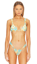 Kulani Kinis Slide Bikini Top in Blue - Haut de bikini coulissant Kulani Kinis en bleu - 蓝色 Kulani Kinis 滑动比基尼上衣 - Kulani Kinis Slide-Bikinioberteil in Blau - Kulani Kinis 슬라이드 비키니 탑 블루 색상 - Top bikini Kulani Kinis Slide in blu