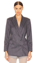 L'AGENCE Aimee Relaxed Blazer in Charcoal - L'AGENCE Blazer décontracté Aimee en charbon de bois - L'AGENCE Aimee 木炭色休闲西装外套 - L'AGENCE Aimee Relaxed Blazer in Anthrazit - L'AGENCE Aimee 릴렉스드 블레이저 차콜 색상 - Blazer rilassato L'AGENCE Aimee in carbone