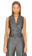 L'AGENCE Fable Double Breasted Vest in Grey - L'AGENCE Fable - Gilet croisé en gris - L'AGENCE Fable 灰色双排扣背心 - L'AGENCE Fable zweireihige Weste in Grau - L'AGENCE Fable 더블 브레스트 조끼그레이 색상 - Gilet doppiopetto L'AGENCE Fable in grigio