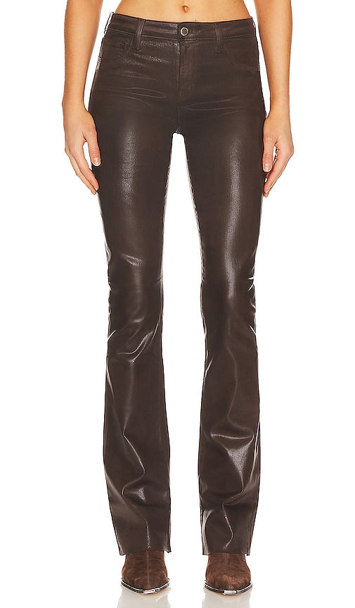 L'AGENCE Ruth Flare in Brown - L'AGENCE Ruth Flare en Marron - L'AGENCE Ruth Flare 棕色 - L'AGENCE Ruth Flare in Braun - L'AGENCE 루스 플레어 브라운 색상 - L'AGENCE Ruth Flare in marrone