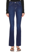 L'AGENCE Ruth Straight in Blue - L'AGENCE Ruth Straight en Bleu - L'AGENCE Ruth Straight 穿蓝色衣服 - L'AGENCE Ruth Straight in Blau - L'AGENCE 루스 스트레이트 블루 색상 - L'AGENCE Ruth Straight in Blue