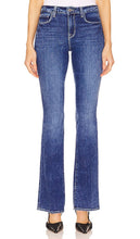 L'AGENCE Selma Sleek Baby Boot in Blue - L'AGENCE Selma - Bottines élégantes pour bébé en bleu - L'AGENCE Selma 蓝色时尚婴儿靴 - L'AGENCE Selma Sleek Babystiefel in Blau - L'AGENCE 셀마 슬릭 베이비 부츠 블루 색상 - Stivaletti eleganti per neonati L'AGENCE Selma in blu