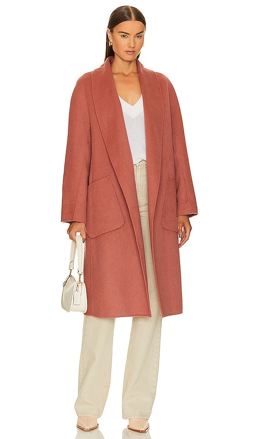 LAMARQUE Thara Coat in Rose - LAMARQUE Manteau Thara en Rose - 玫瑰色 LAMARQUE Thara 外套 - LAMARQUE Thara Mantel in Rose - LAMARQUE 타라 코트 - Cappotto LAMARQUE Thara in rosa